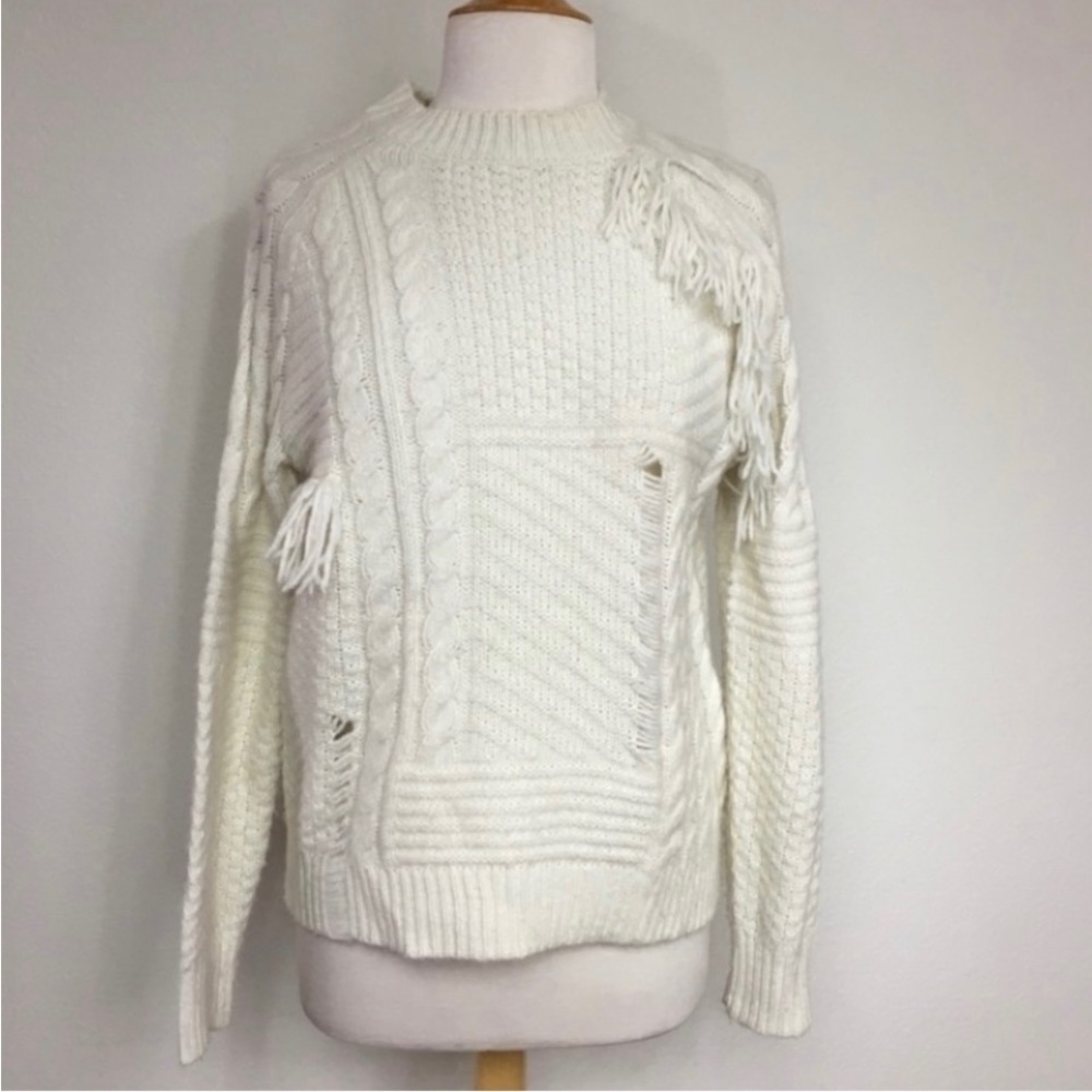 Free Generation Cream Chunky Cable Knit Crew Fringe Acrylic Sweater Size Small